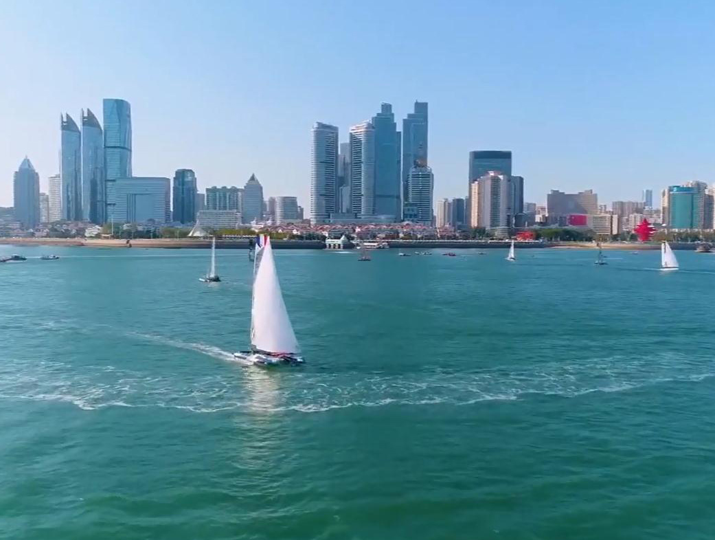 �Ґ��@Ƭ�{ɫ�ć���