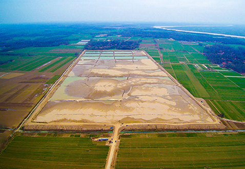 �����ٷe���_(t��i)�еĖ|���h8̖(h��o)���_(t��i)