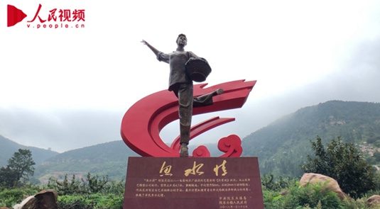 �R���ҿ��Ӵ壺�tɫ�����˳��l(xi��ng)�����d��·��