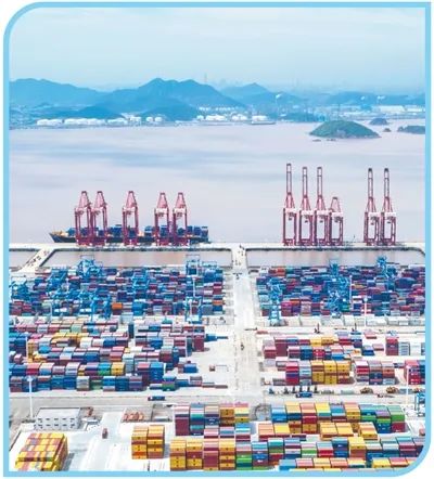 寧波舟山港金塘港區(qū)。胡學(xué)軍攝（影像中國）