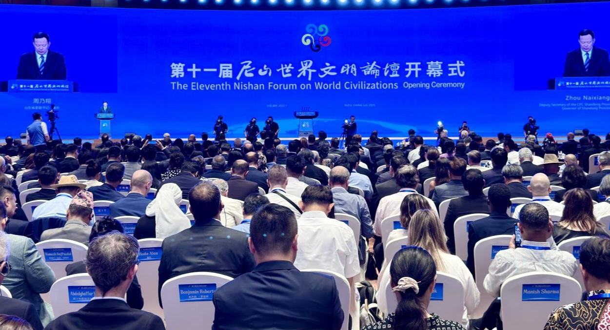 第十一屆尼山世界文明論壇開幕式現(xiàn)場。人民網(wǎng) 鄭昕橋攝