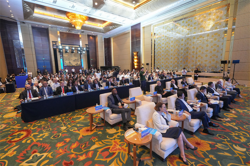 7月20日，青島國際友城產(chǎn)業(yè)對話會舉行。青島市外辦供圖