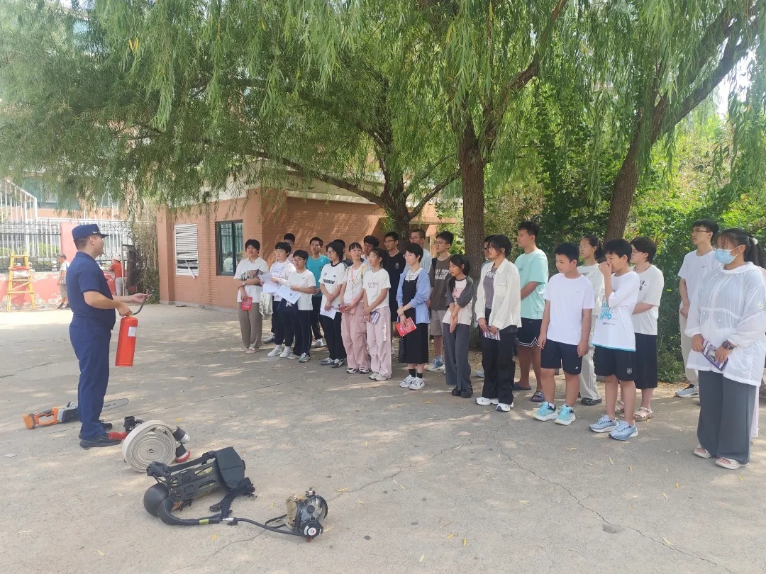 高新大隊(duì)開展宣傳活動