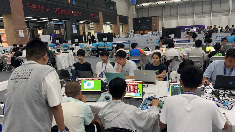 “KBACK”隊(duì)在比賽中。尹曉筠攝