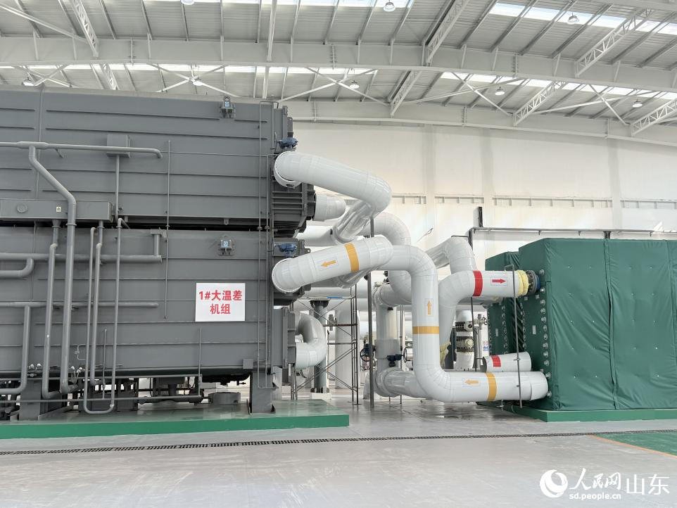 B4中繼泵站1#大溫差機(jī)組。 李子悅攝