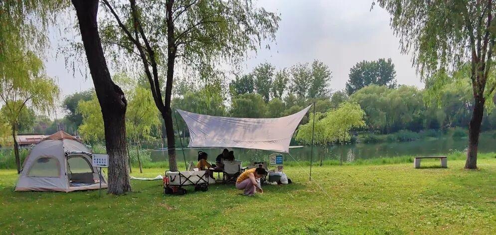 章丘區(qū)繡江河東南角大草坪