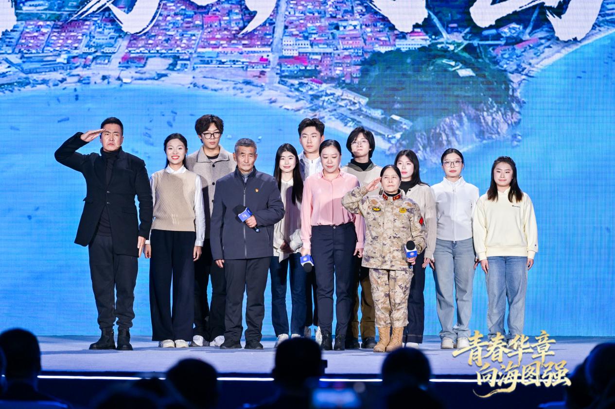 那志東、王仕花、王加輝、秦芳共同講述“平凡中的堅(jiān)守”。主辦方供圖