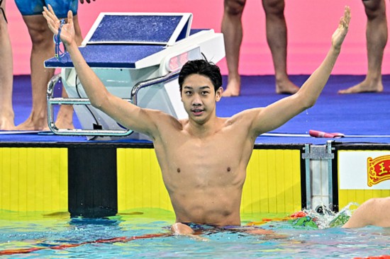 張展碩豪取五金