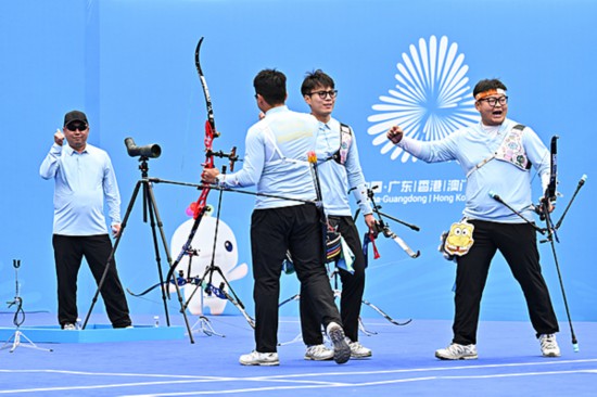 射箭男子反曲弓團體決賽山東隊奪冠