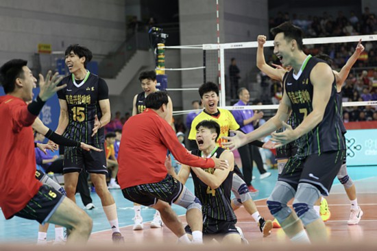 山東成年男排獲冠軍